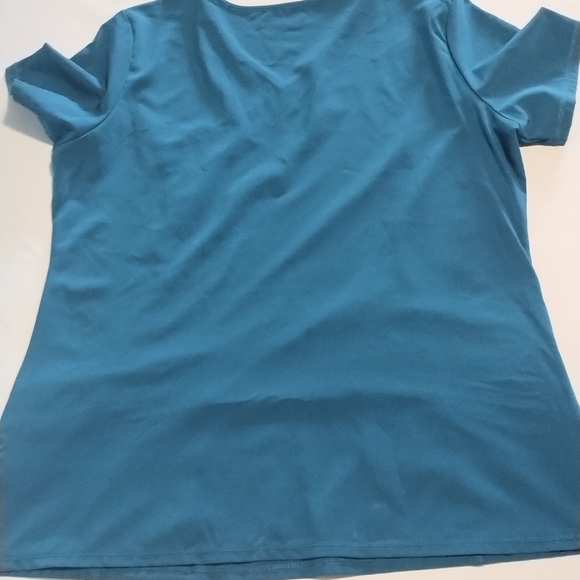 Scrub shirt Medium - Picture 6 of 6